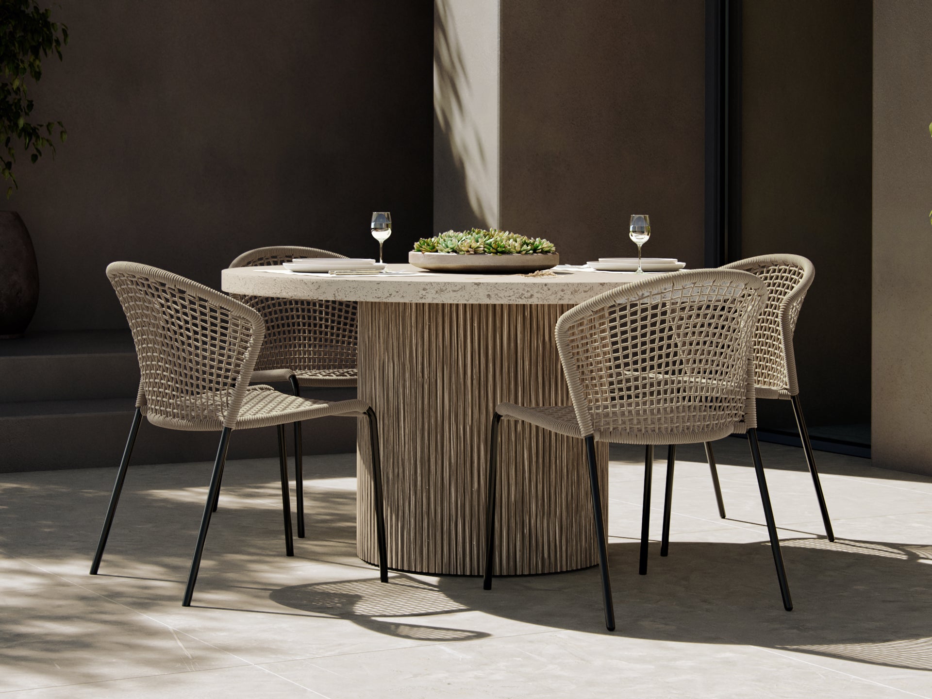 Capri Outdoor Round Dining Table