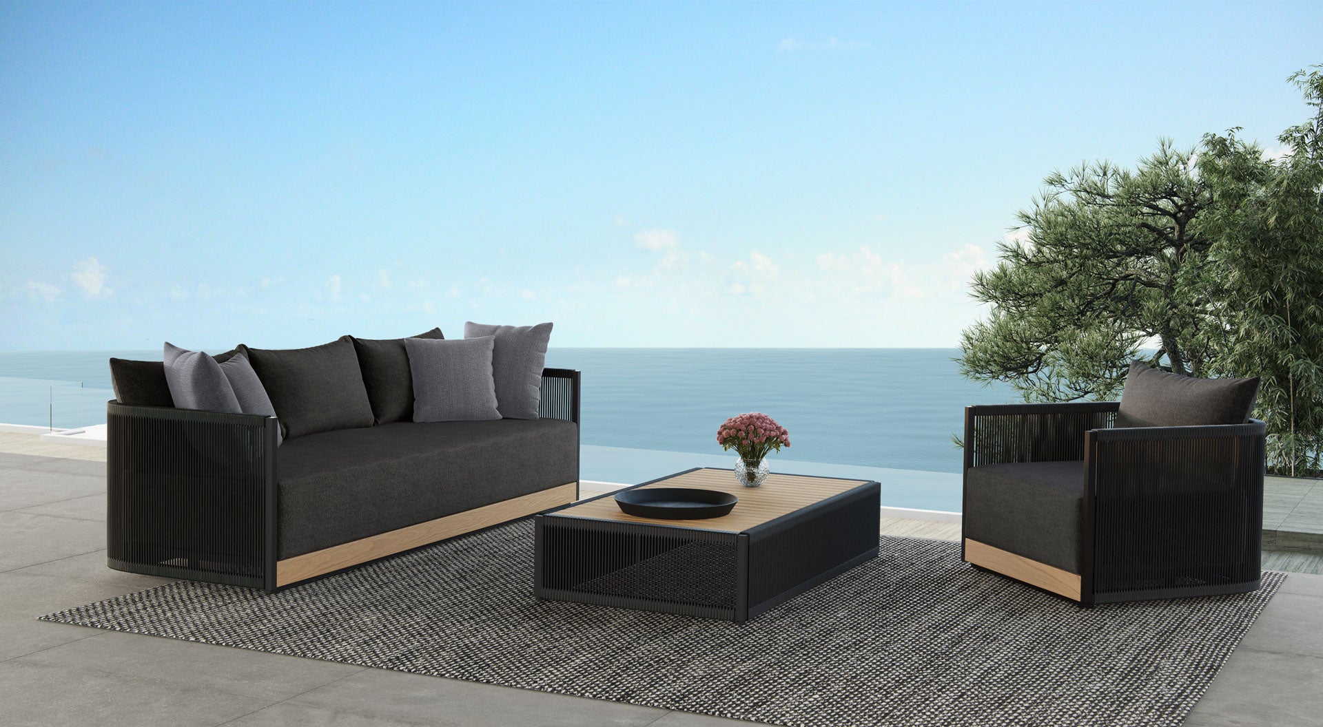 Clifton Outdoor Lounge Chair