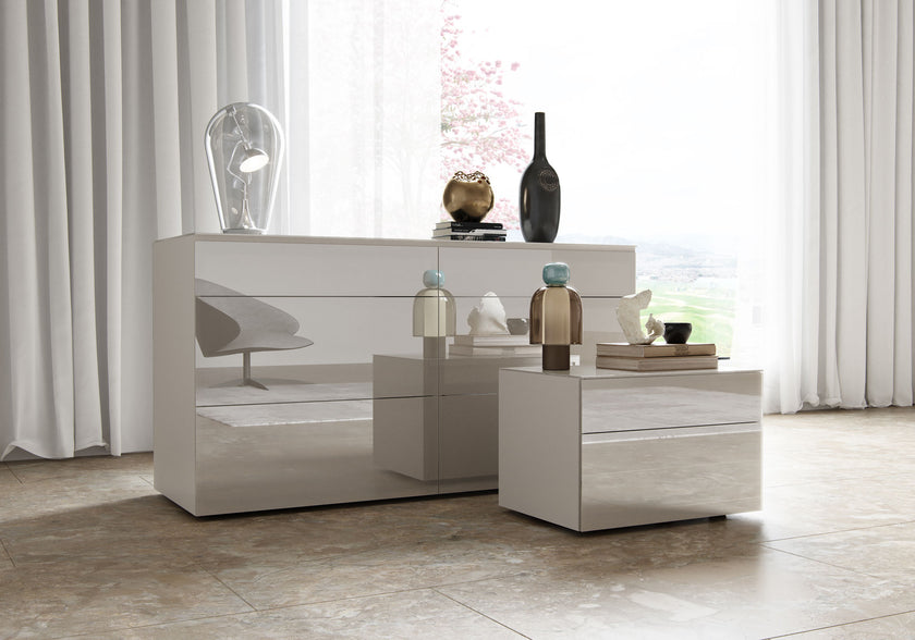 Bedford Nightstand