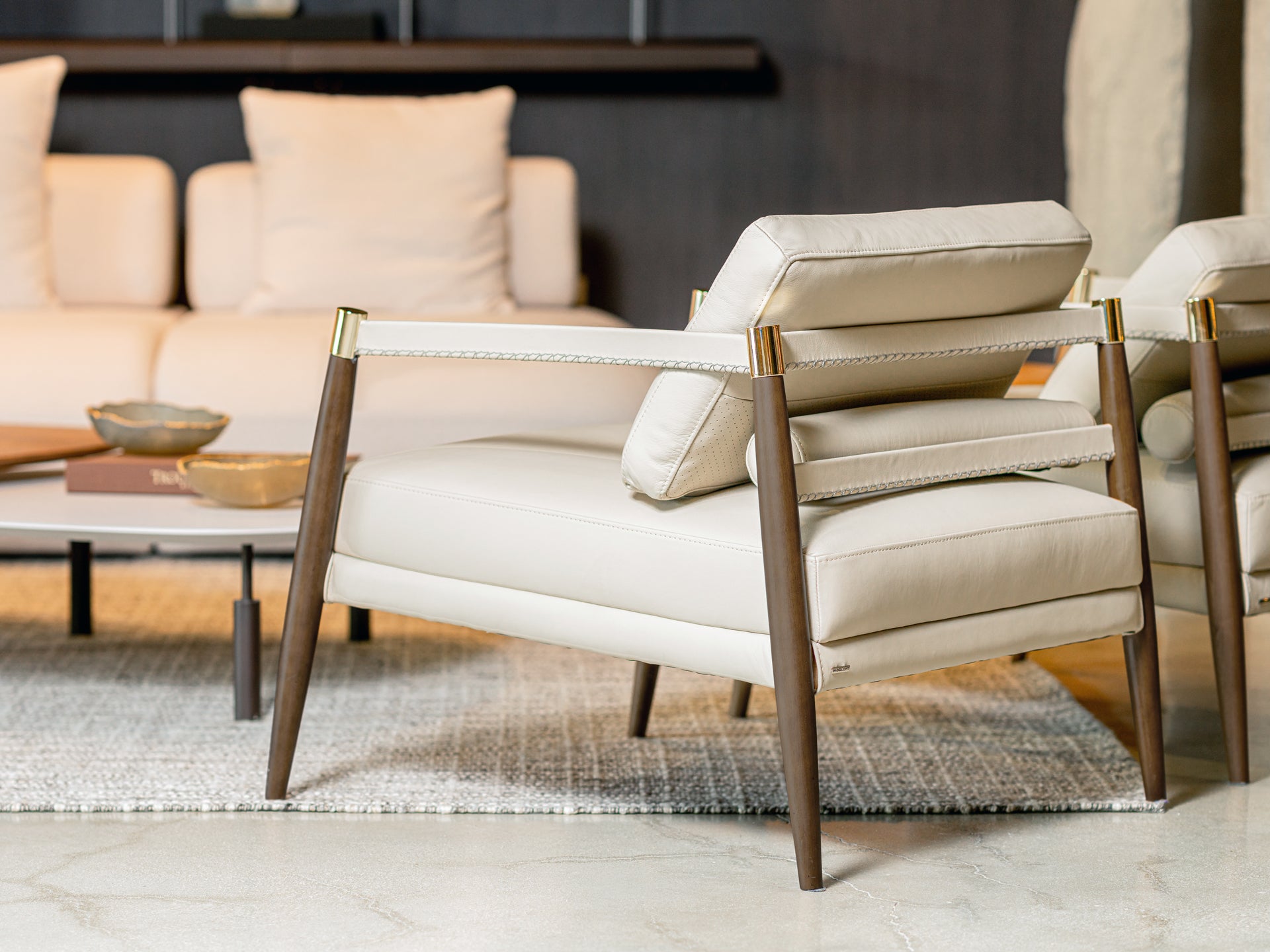 Vitoria Armchair