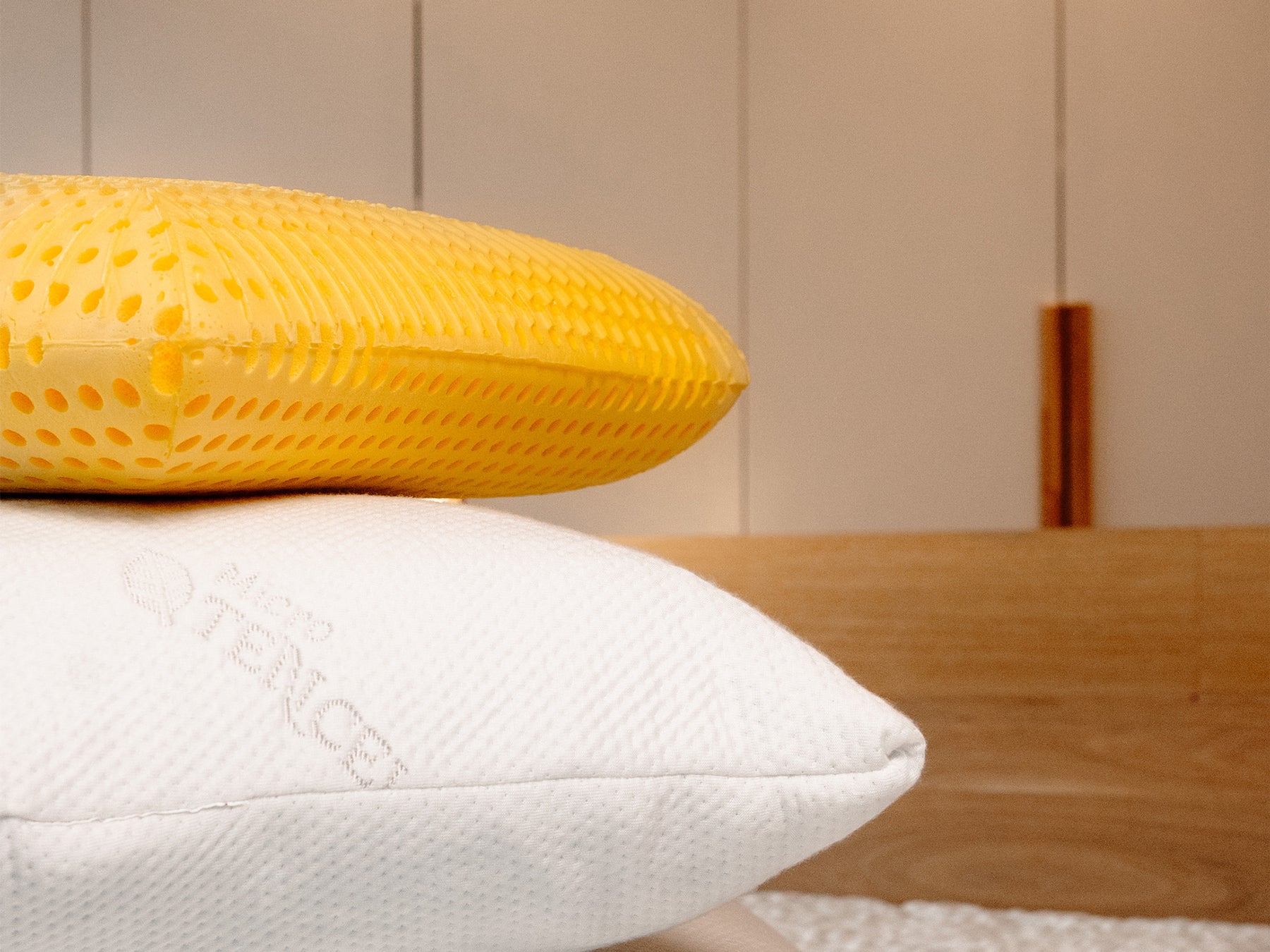 Aurora Medium Pillow