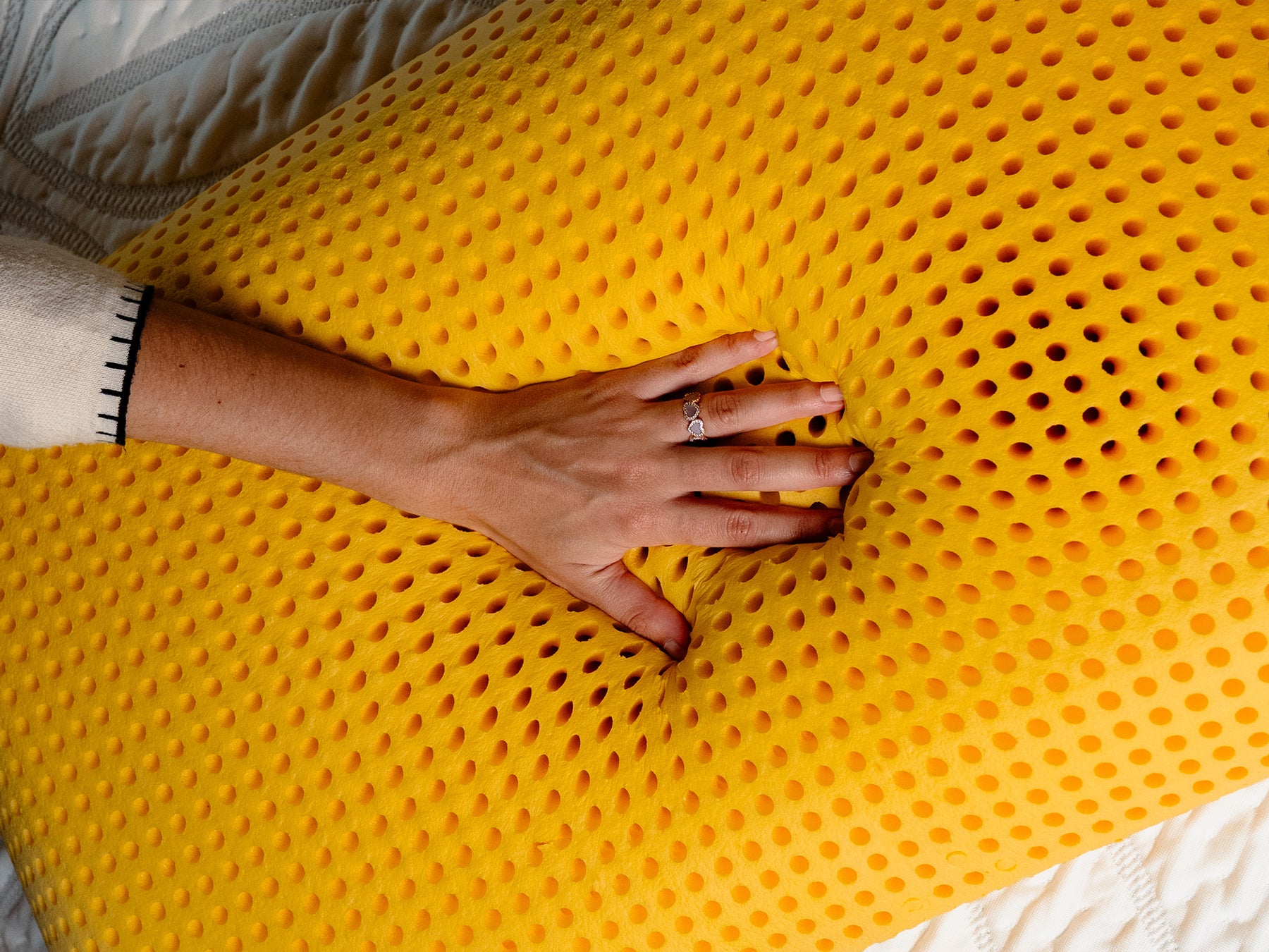 Aurora Medium Pillow