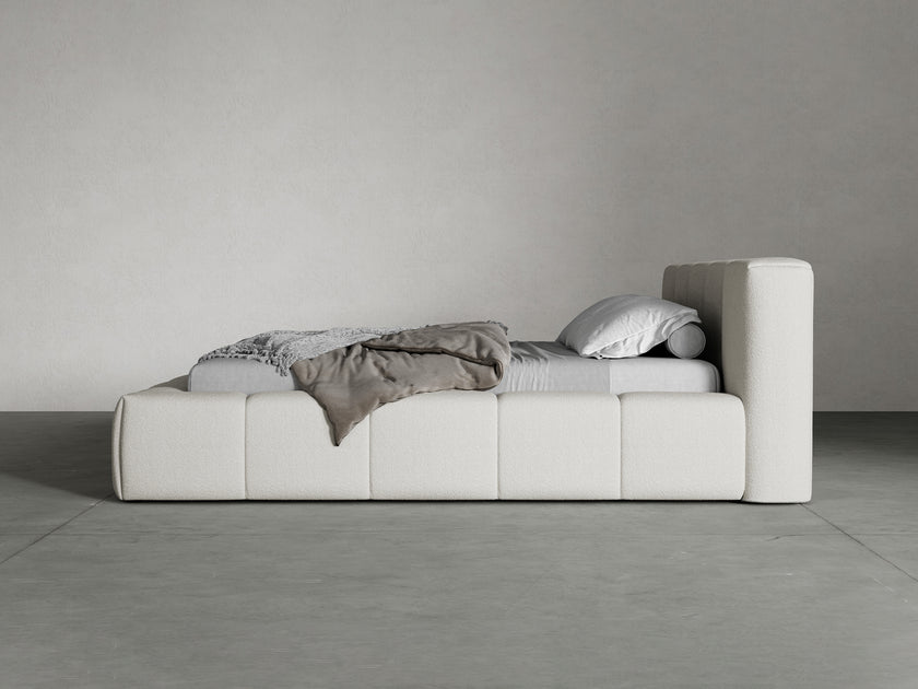 Halsted Bed