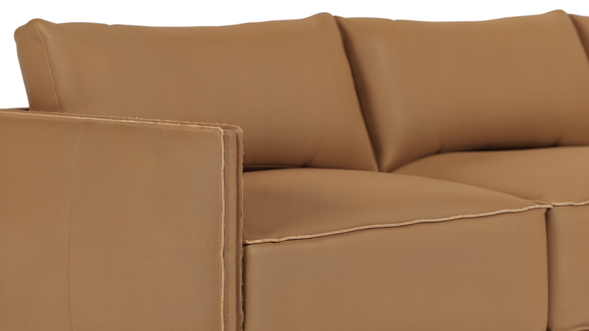 Giulia Sectional