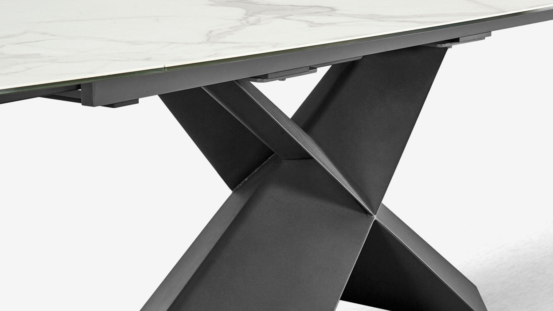 Rover Dining Table