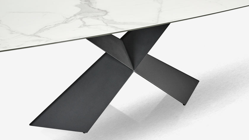 Rover Dining Table